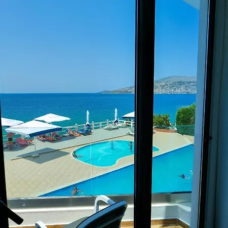 Emblem Hotel