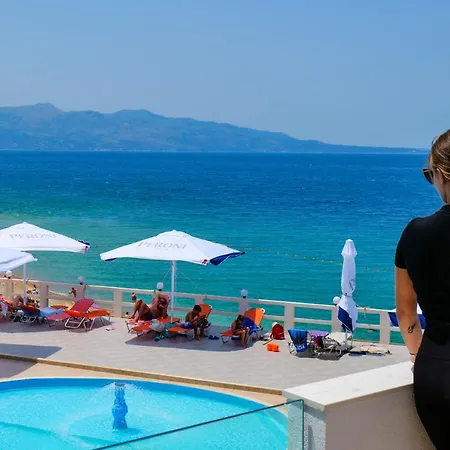 Hotel Emblem 4*