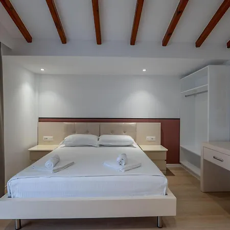 Emblem 호텔 Sarandë