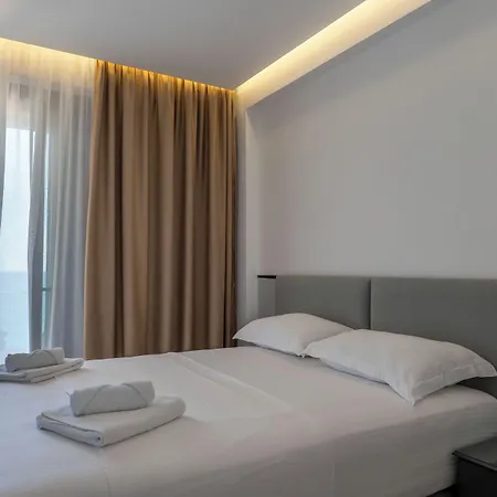 Emblem Hotel 4*